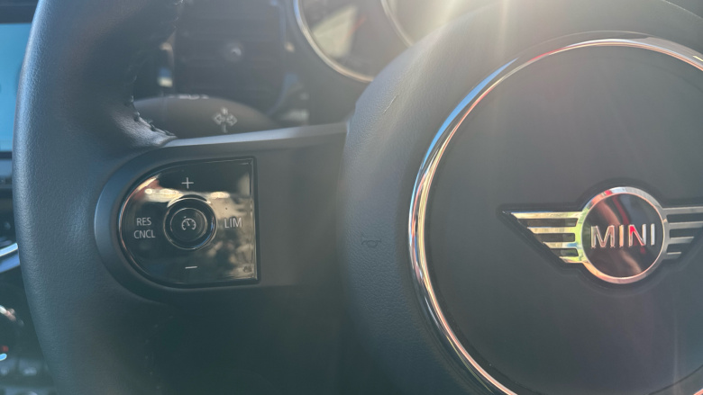 MINI Hatchback 1.5 Cooper Classic II 5dr Auto Petrol Hatchback